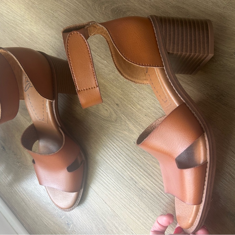Brown Leather Women's Sandals